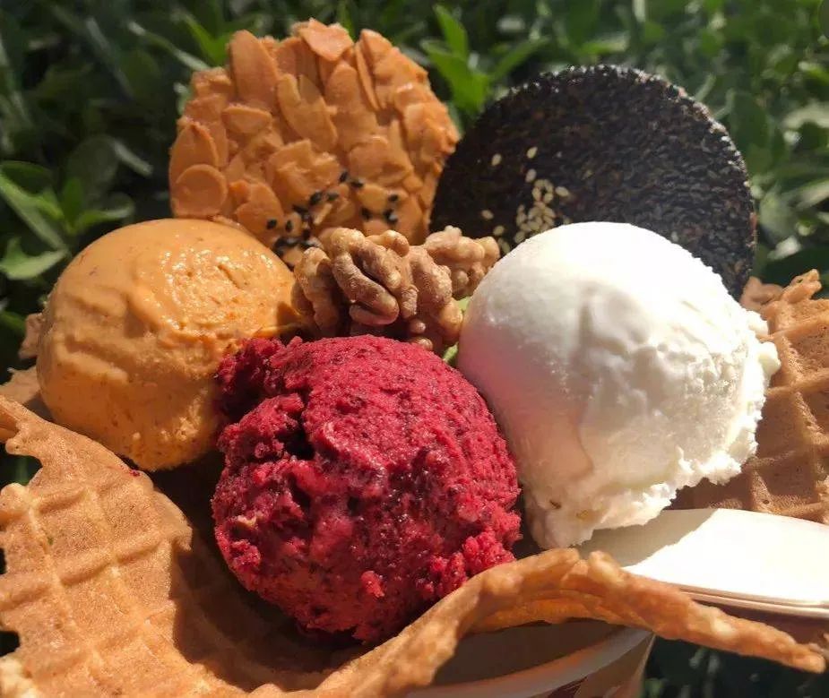 云南黑暗料理网红打卡店,_夏季特色甜品_城市记忆老字号甜品