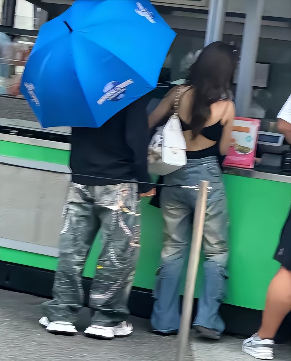 娱乐圈公布恋情的明星_黄晓明新恋情 胡冉儿 黄晓明感情史